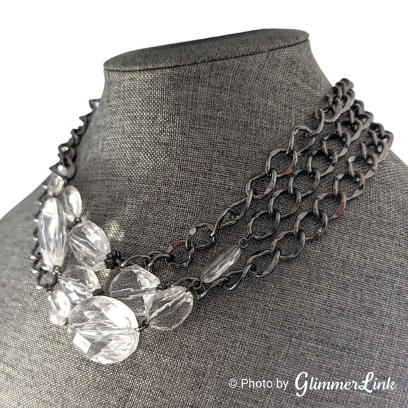 Triple Strand Chunky Acrylic Faceted Beads Black Tone Curb Chain Toggle Necklace - Picture 3 of 10